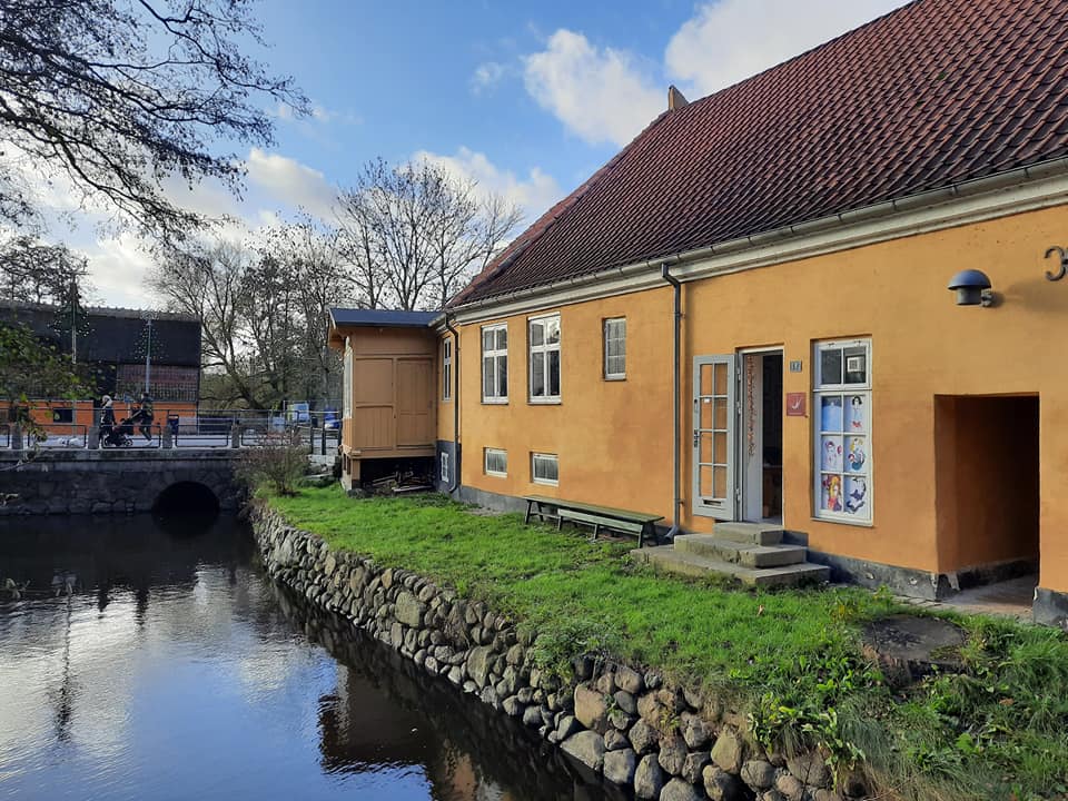 Det personlige akvarelmaleri - daghold i marts 2026